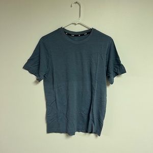 Rhone Trek Merino Wool Shirt Gray sz Medium